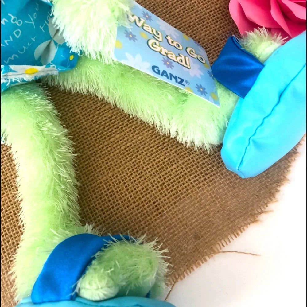 The GRAD FROG FOR THE LITTLE ONES DAY IN BEACH ATTIRE